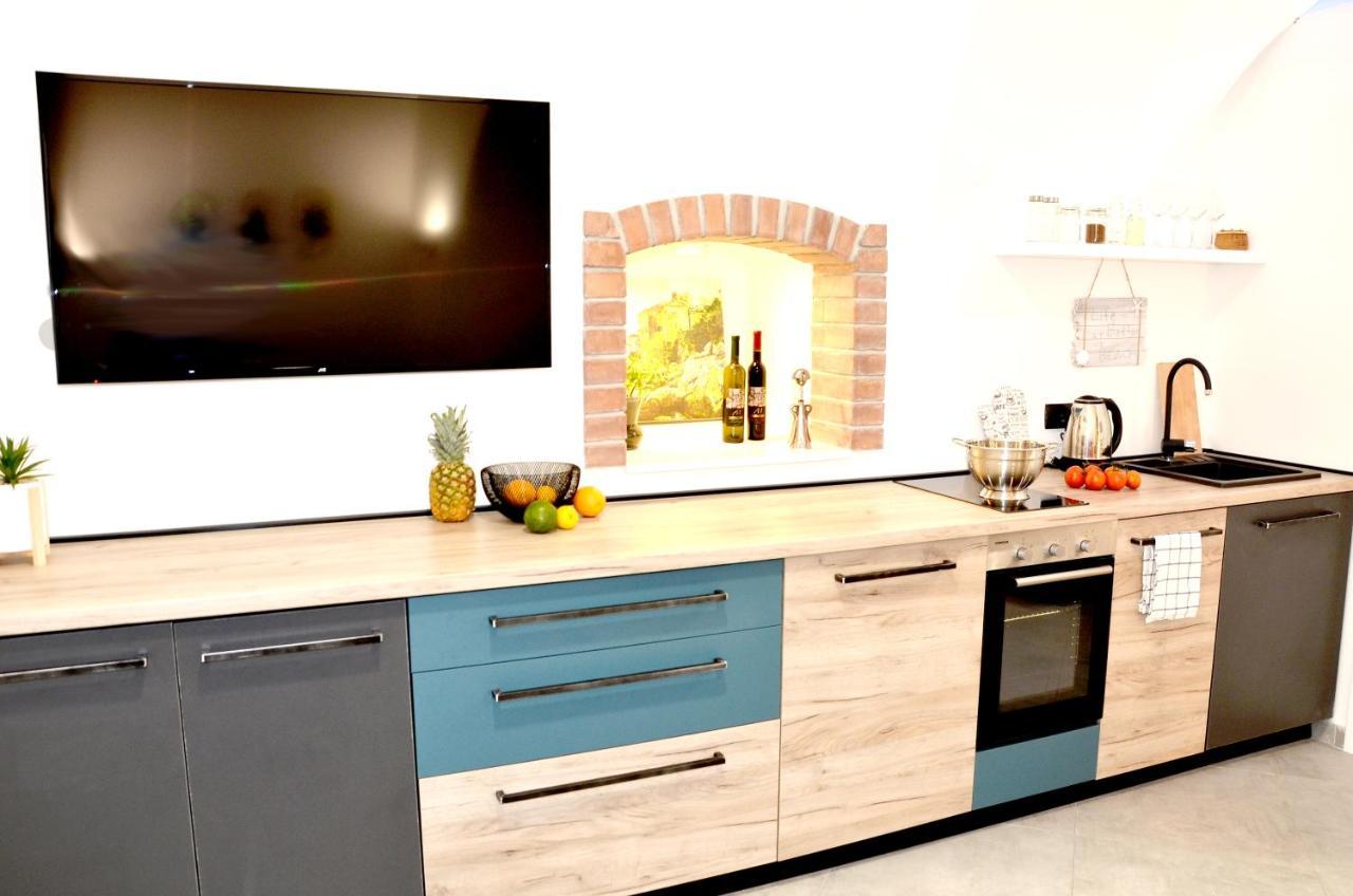 Studio Apartment Surf By The Sea Opatija Eksteriør bilde