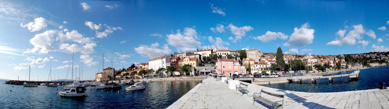 Studio Apartment Surf By The Sea Opatija Eksteriør bilde